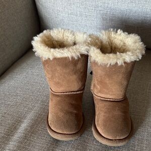 Cozy Brown Kids Boots